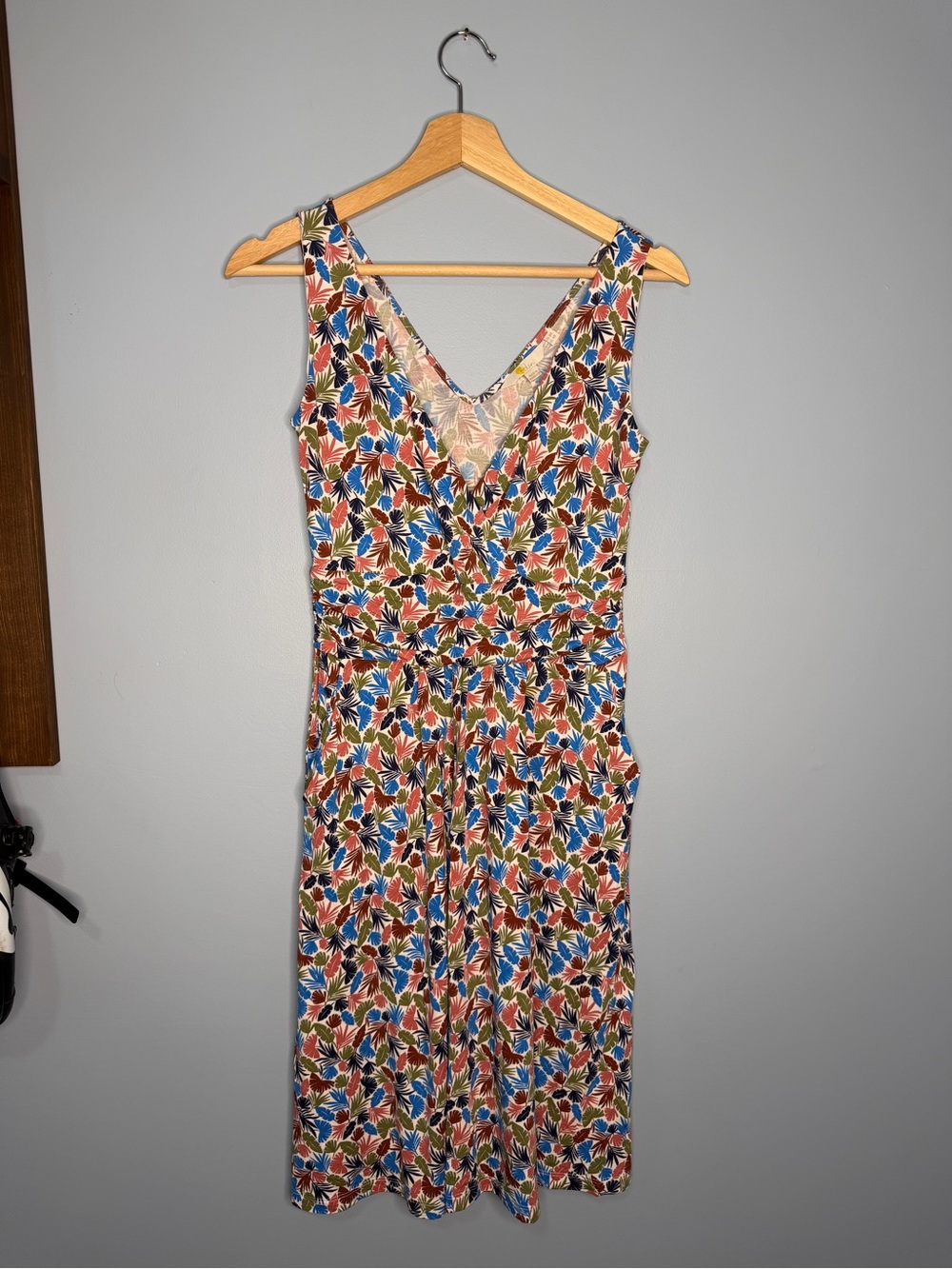 Boden Multicolor Floral V-Neck Midi Dress